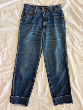 Vintage 1980s Jordache straight-leg jeans high-rise waists and cuffed hem size 2